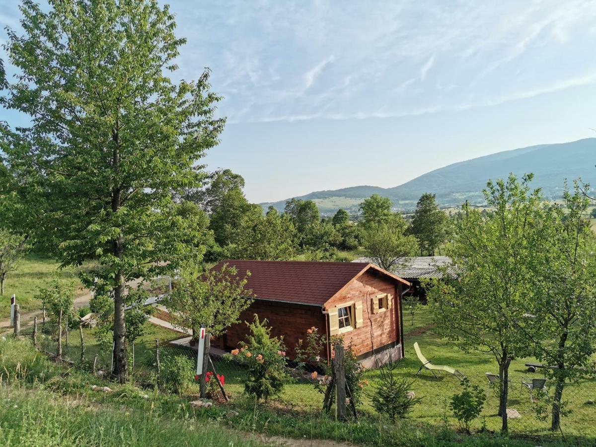 Cottage La Sierra With Jacuzzi Korenica Exteriér fotografie